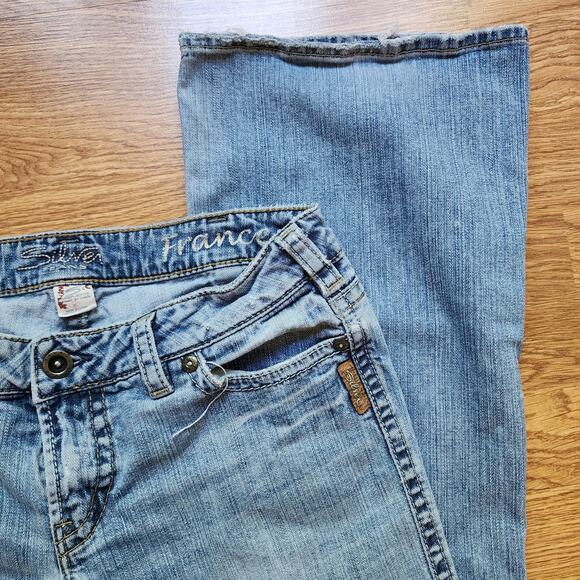 Silver Jeans Womens Size 31x33 Frances Distressed Patched Light Blue Low Rise - Picture 3 of 12